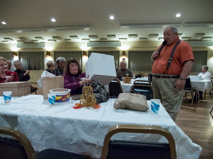 Bothell Oct 2012-62.jpg - Parcel Post Auction